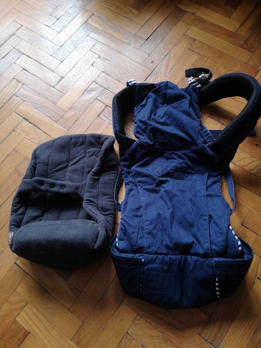 Mountain Buggy е ергономична раница за носене на бебе