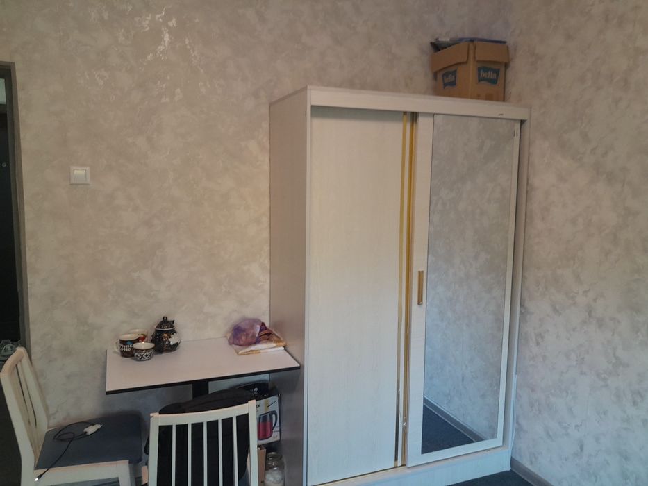 Chilonzor novza sport tavarlari yonida 4/3 1 xona