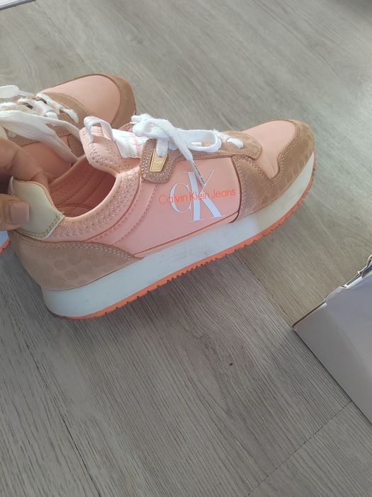 Calvin Klein Jeans рр 39