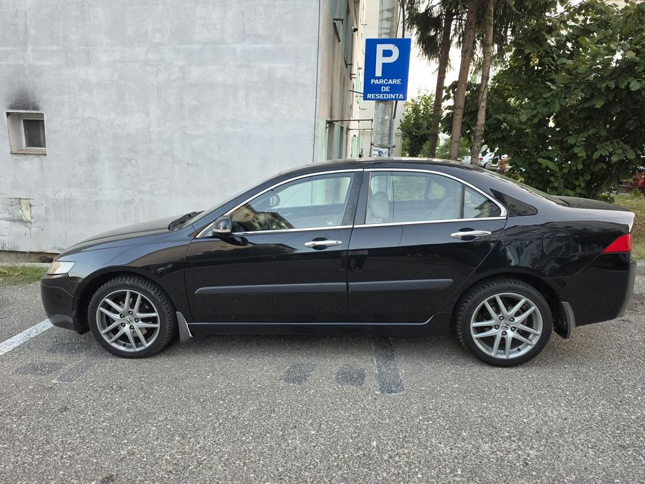 Honda Accord CL9