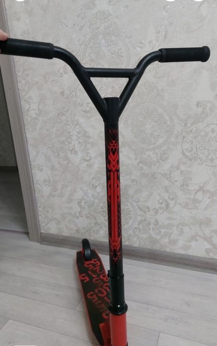 Продам трюковый самокат