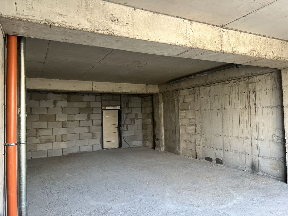 СВОЯ квартира 3/3/13 63 м2, Бизнес комплекс Аския сити. Коробка.