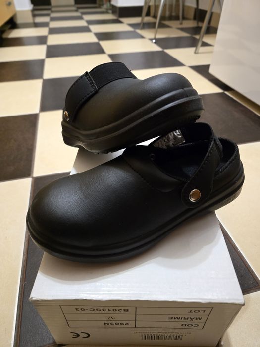 SANDALE DE LUCRU - Noi - Marimea 37