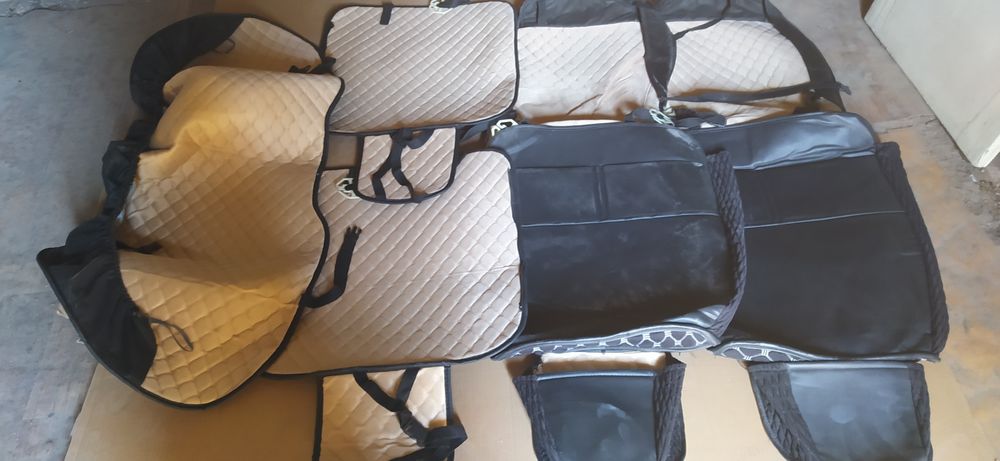 Чехлы два комплекта.