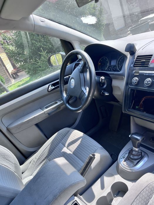 Volkswagen Touran 2.0TDI BKD automat НА ЧАСТИ