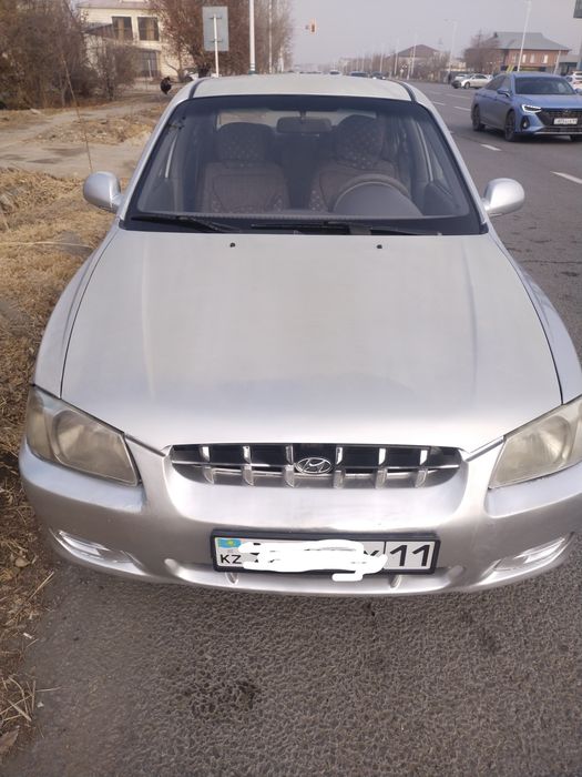 Hyundai, Accent 2