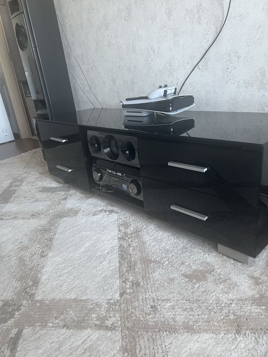 Продам тумбу