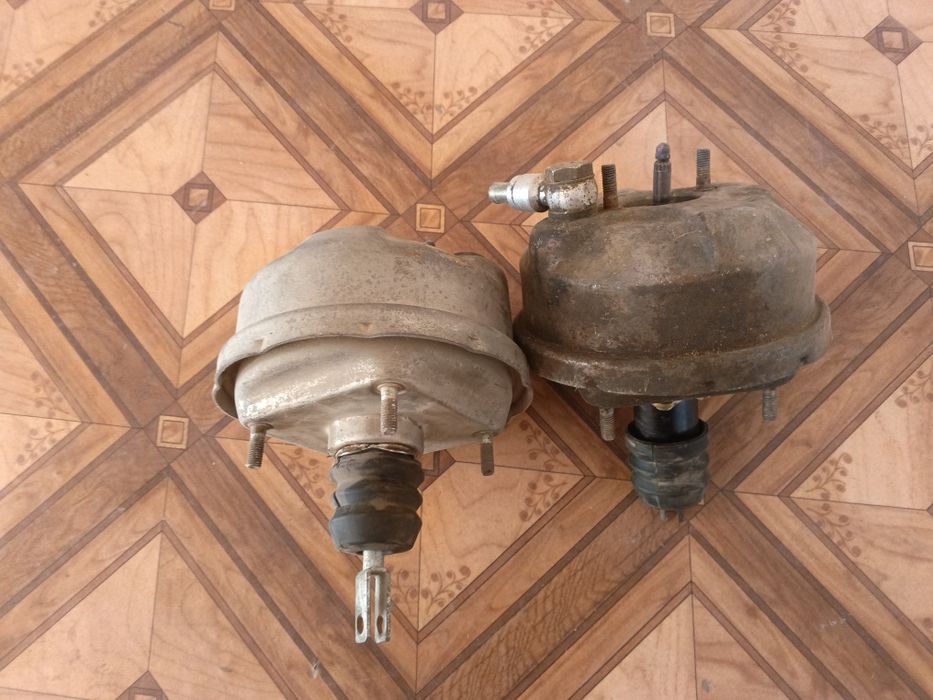 усилитель тормозов (вут) и главным тормозным цилиндром (ГТЦ).