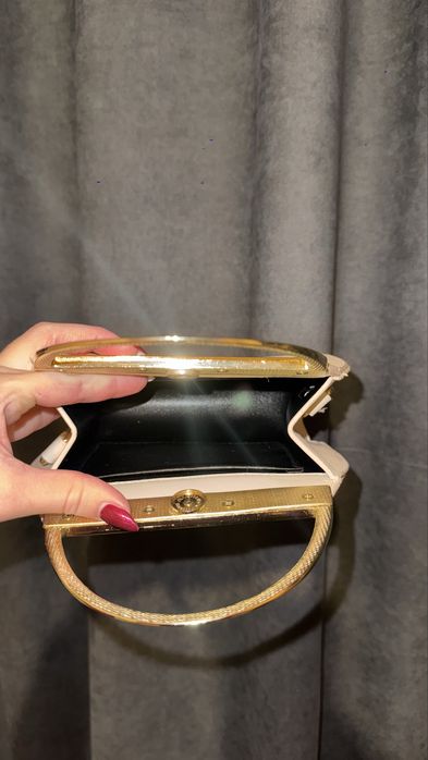 Дамски вечерни чанти