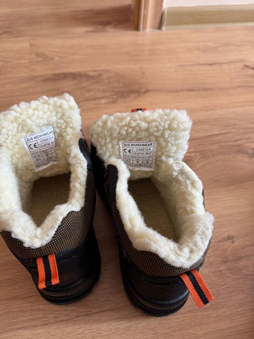 Сефти ботинки новые 42 р