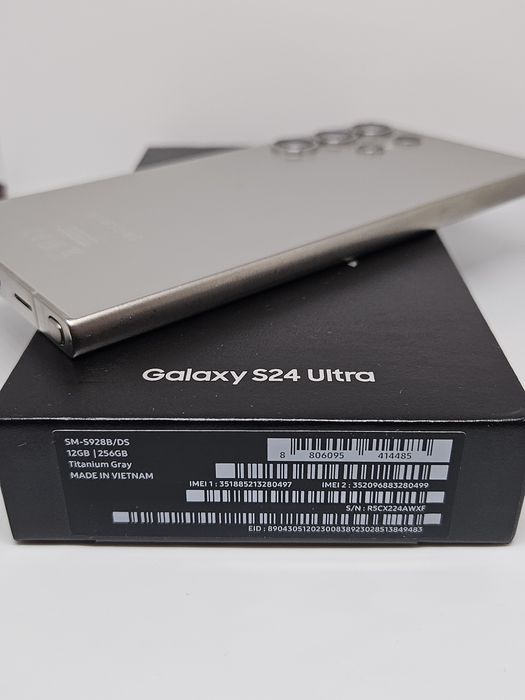 Samsung Galaxy S24 Ulrtra  256Gb/12Ram Titanium Gray