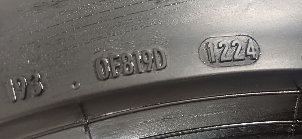 Летни гуми Pirelli 245 50 19