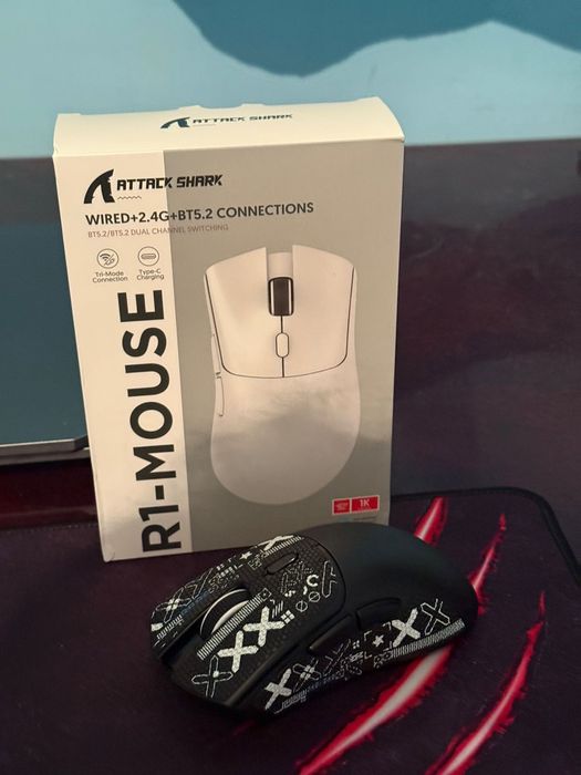 мышь Attack shark r1
