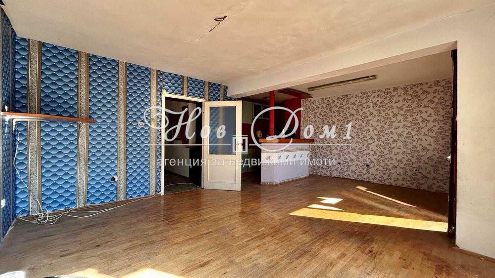 Продава се Двустаен апартамент в Варна, Колхозен пазар - 76 кв.м за 1658 €/кв.м - Снимка #1