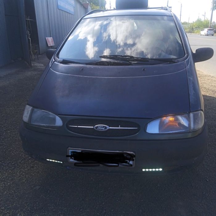 Продам машину Ford Galaxy