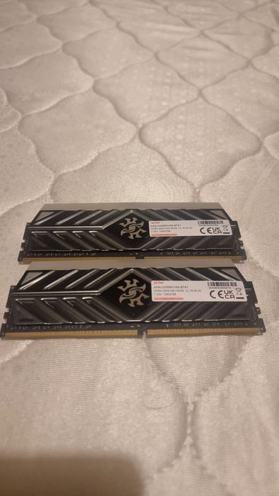 Оперативная память ddr4 2x8 gb