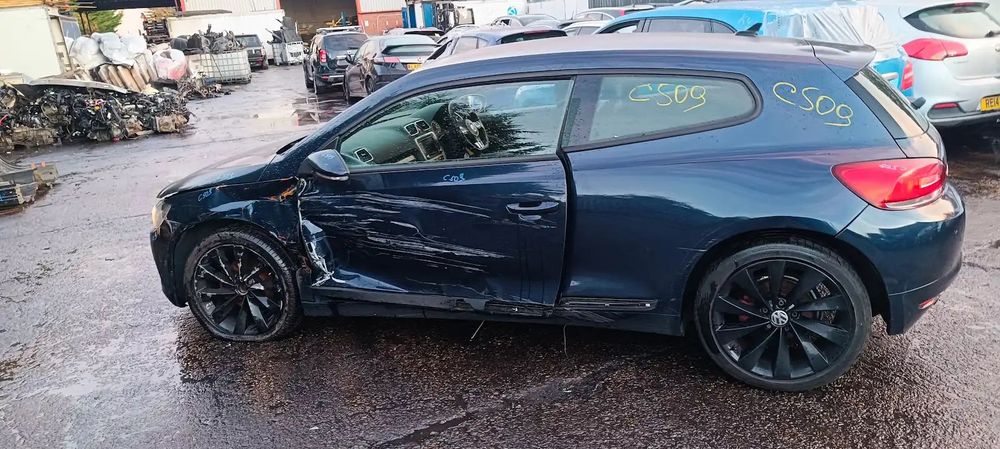 Dezmembrari / Dezmembrez Volkswagen Scirocco (137) Coupe 1.4 TSI CAXA cutie viteze manuala cod culoare LH5X