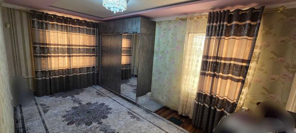 Срочно 1 хонали квартира сотилади 6 микрн