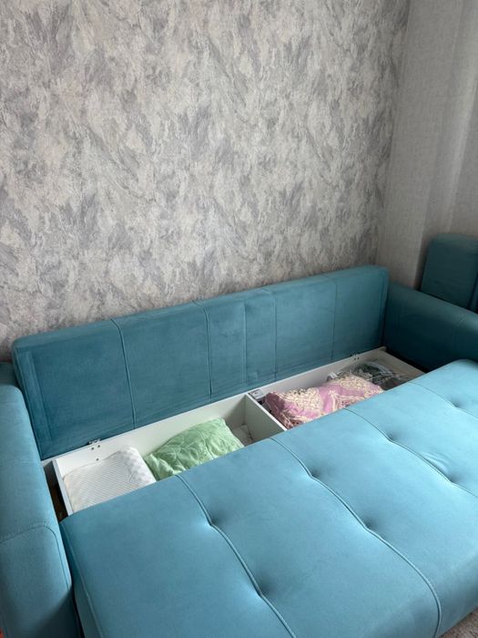 Продам диван 3 метра