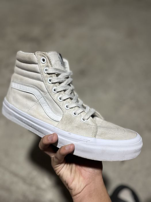 Высокие вансы кроссовки