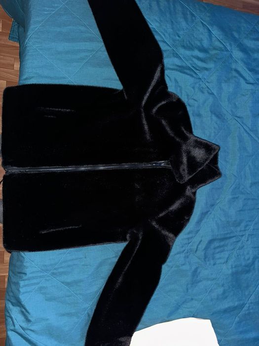 Продам  шубу мутон