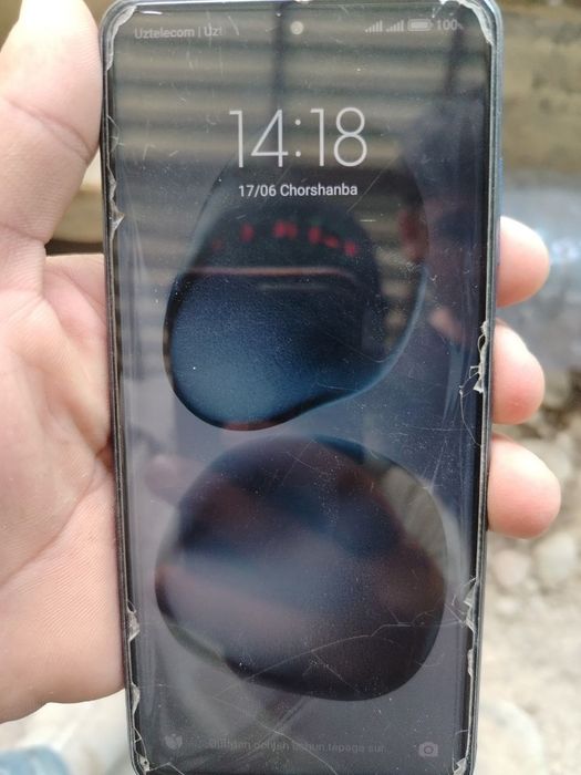Poco x3 pro rangni ko'k