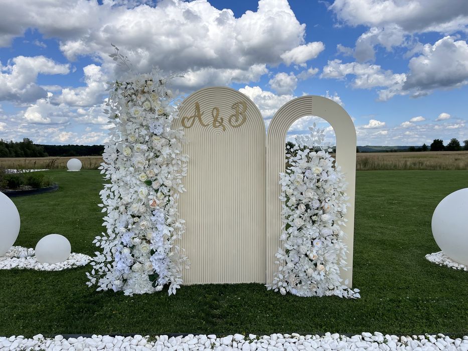 Decoratiuni evenimente - Aranjamente florale nunta