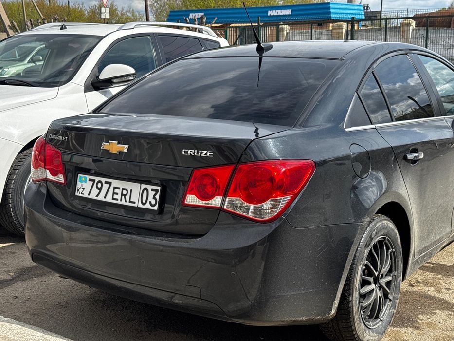 Chevrolet Cruze 2012 1.8 Акпп
