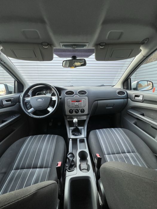 Vând ford focus 1.6 tdci 2009
