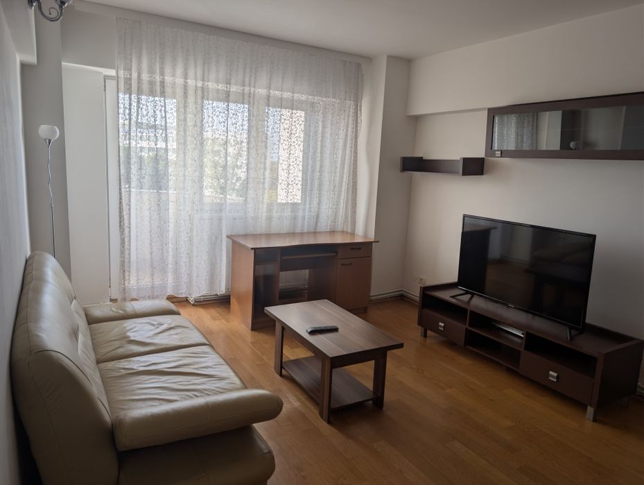 Dau in chirie ap 3 camere Piata Spitalului, centrala gaz