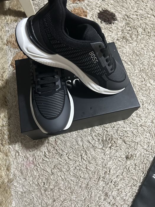 39-43 кроссовки boss