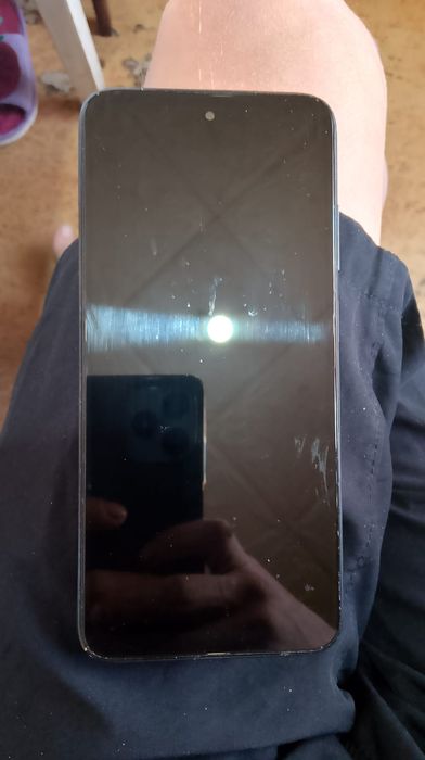 Срочно продам телефон