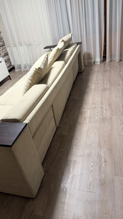 Продам диван в отличном состоянии