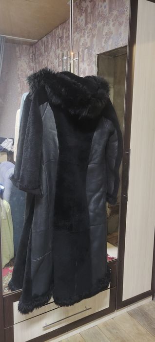 Продам дубленку женскую