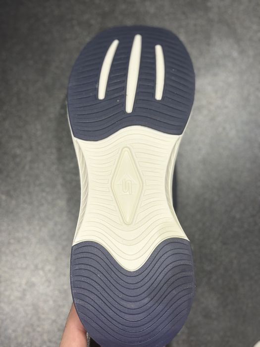 Skechers slip-ins
