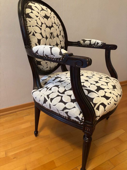 Антикварно кресло, изработено в периода 1910-1920 г.