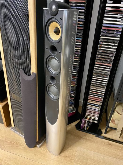 Boxe podea  Bowers & Wilkins XT4