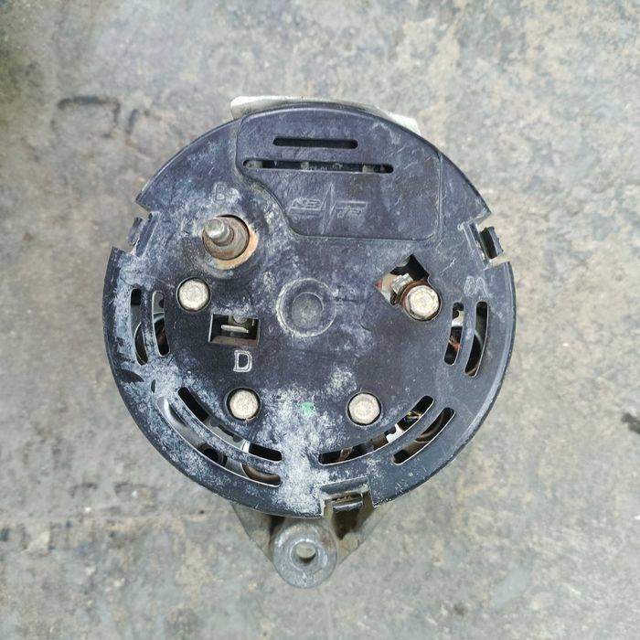 Генератор на ниву 2121