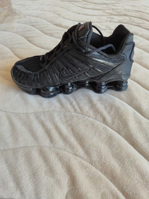 Маратонки Nike shox