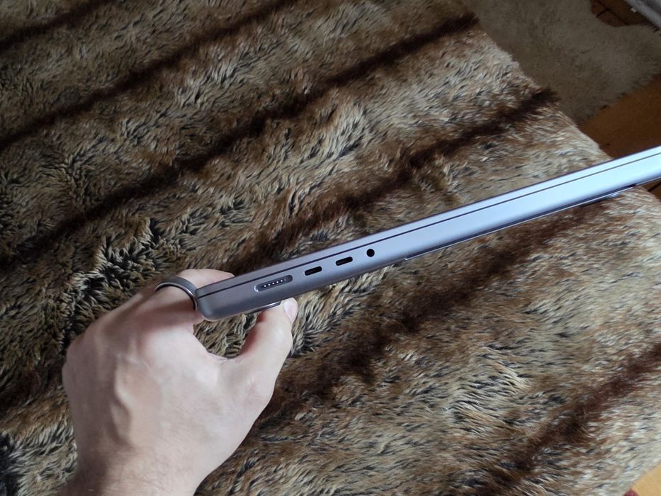 MacBook Pro 2022 M1 Pro 16" SSD 512GB 16GB RAM