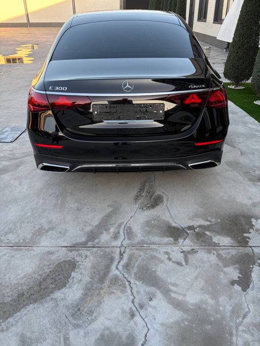 Mercedes-Benz w214 E300 4matic