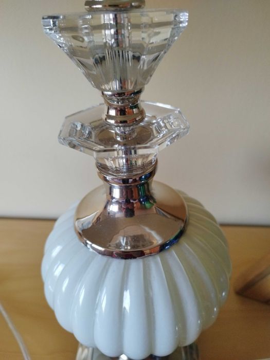 Laura Ashley  нощни лампи