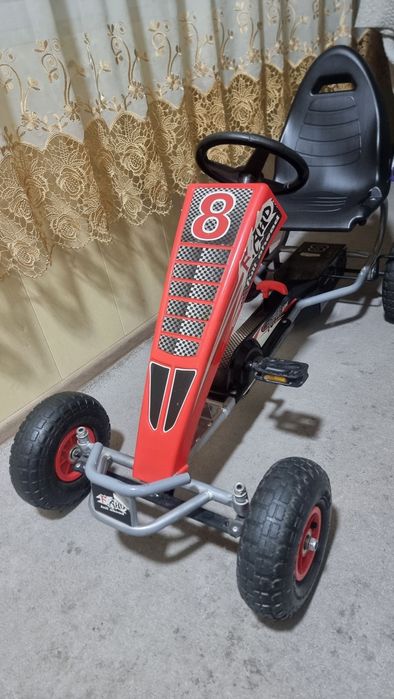 Детский автомобиль