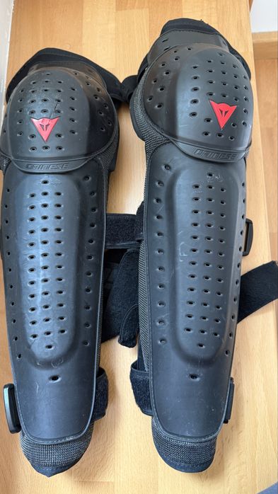 Genunchiere Moto Dainese Knee V E1