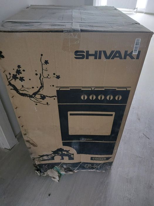 Срочно продам  газ плиту новую
