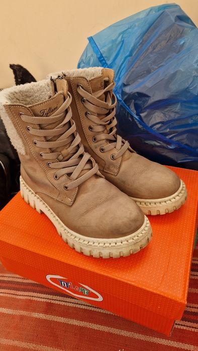 Отдам обувь для девочки