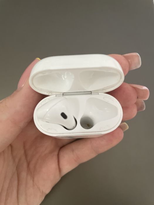 Airpods 2 без правого наушника