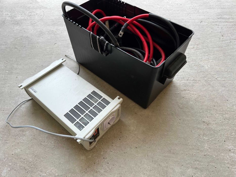 Продавам инвертор 1000W!