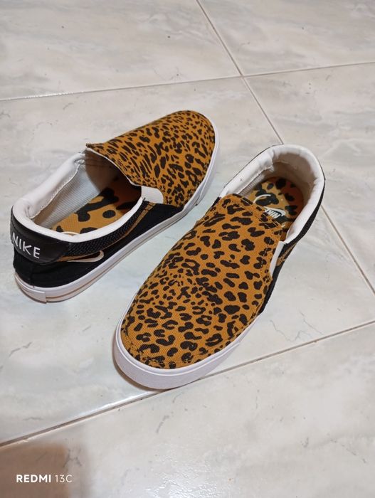 Nike - slip on leopard