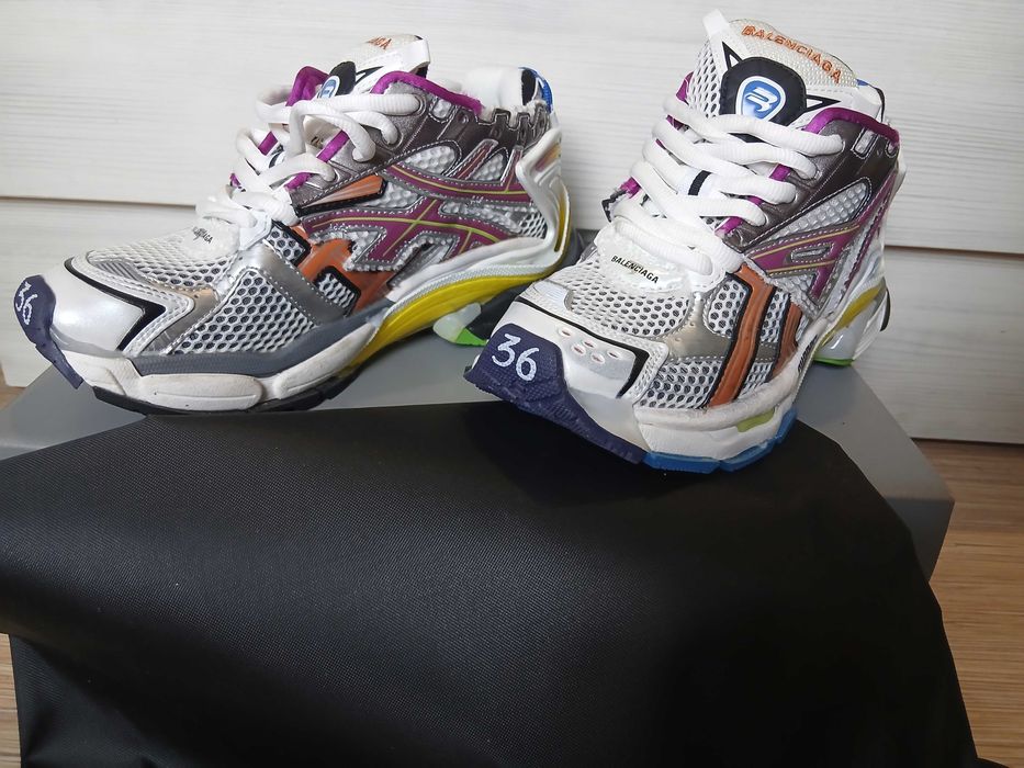 Balenciaga runner 36